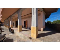 Gran oportunidad! Local con vistas al mar, ideal para transformar en apartamentos