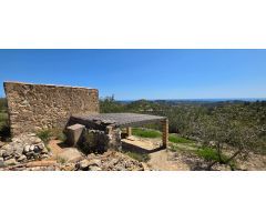 Oportunidad única: Finca rústica con vistas al mar y la montaña en El Perelló