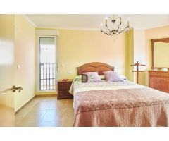 CHALET ADOSADO EN FORTALENY