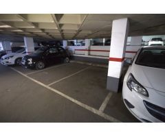 ¡Oportunidad! Dos plazas de garaje en venta en Calle Chile, zona Aragón.