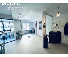 API LUNA AB VENDE PISO AMPLIO, LUMINOSO Y DIFERENTE, REFORMADO EN EL CENTRO