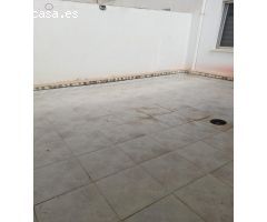 API LUNA INMOBILIARIA VENDE PISO CON PATIO PRIVADO