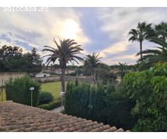Gran chalet en venta  con magnifica parcela en El Chaparral