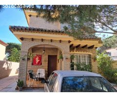 VENTA DE CHALET EN LA SEGUNDA PISTA DE LA BARROSA