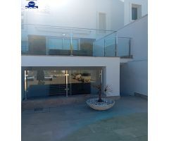 ESPECTACULAR CHALET EN LA PLAYA LA BARROSA