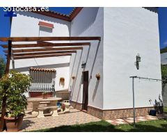 CHALET EN LA SEGUNDA PISTA DE LA PLAYA LA BARROSA