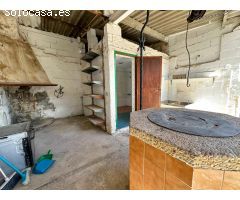 CASA DE PUEBLO A REFORMAR CON TERRAZA, PATIO Y GARAJE - SA POBLA