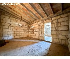 CASA DE PUEBLO A REFORMAR CON TERRAZA, PATIO Y GARAJE - SA POBLA