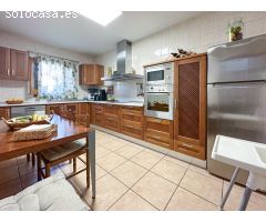 ADOSADO CON JARDÍN -MANCOR DE LA VALL