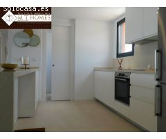 FANTÁSTICO PISO EN PLANTA BAJA EN URBANIZACIÓN NUEVA JUNTO AL MAR