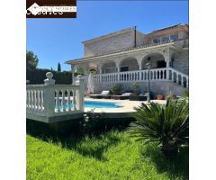 VILLA INDEPENDIENTE CON PISCINA A 400 METROS DEL MAR