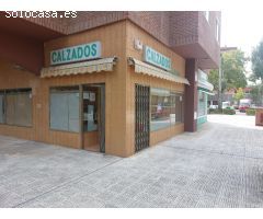 LOCAL COMERCIAL  EN ZONA MONSALUD  BOMBARDA