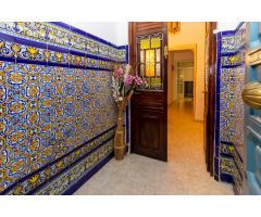 CASA EN EL CASCO ANTIGUO
