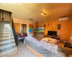 DÚPLEX RESIDENCIAL LOS GIRASOLES