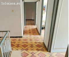 Oportunidad Única: Casa Rústica con Amplia Parcela en Alguazas