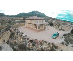 OPORTUNIDAD CHALET EN MACISVENDA
