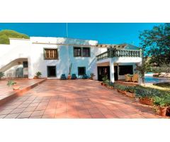ESPECTACULAR VILLA CON VISTAS AL MAR EN DENIA