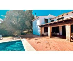 ESPECTACULAR VILLA CON VISTAS AL MAR EN DENIA