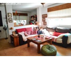 ESPECTACULAR CHALET CON GRAN PARCELA EN GRAN ALACANT