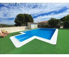 OPPORTUNITY CHALET IN HONDON DE LAS NIEVES  ALICANTE