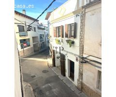 CASA ESQUINERA EN CASCO ANTIGUO CUBELLES