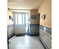 CASA ESQUINERA EN CASCO ANTIGUO CUBELLES