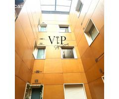 PISO EN EL RAVAL CON ASCENSOR Y PISCINA COMUNITARIA