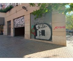 LOCAL COMERCIAL ESQUINERO EN MUY BUENA ZONA DE PASO