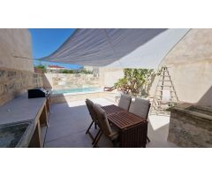 Casa totalmente  reformada con piscina en Muro