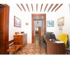Casa independiente con jardín, garaje  y piscina en Lloseta