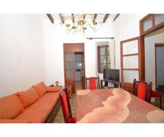 Casa independiente con jardín, garaje  y piscina en Lloseta