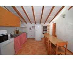 Casa independiente con jardín, garaje  y piscina en Lloseta