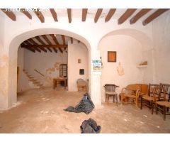 Casa para reformar con garaje en el centro de Muro