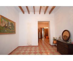 Casa con garaje y jardin en Sant Joan