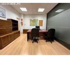 LOCAL COMERCIAL  Y PLAZA DE PARKING EN COVADONGA