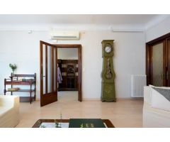 ¡CASA CON GARAJE EN ZONA HOSTAFRANCS!