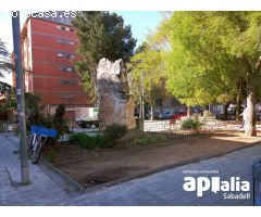 PLANTA BAJA CON TERRAZA A 5 MINUTOS FGC EN CREU ALTA