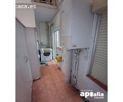 PLANTA BAJA CON TERRAZA A 5 MINUTOS FGC EN CREU ALTA