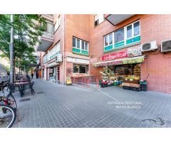 Parking en Venta en Calle Marti Codolar con Entrada por Riera Blanca
