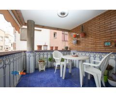 AMPLIO PISO DE 4 HABITACIONES CON PARKING
