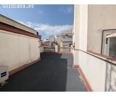 PRECIOSO PISO REFORMADO CON TERRAZA