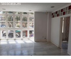 Se vende oficina con posibilidad de transformarlo en vivienda en pleno casco histórico de la ciudad.