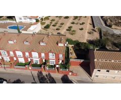 Maravilloso pareado en venta en Lomas de Canteras.