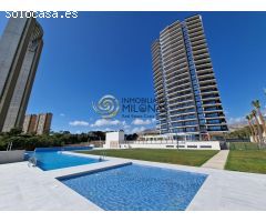 Exclusivo apartamento nuevo con gran terraza con vistas al mar a 2 minutos de la Playa de Poniente