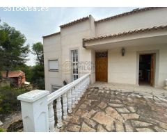 Casa independiente en la Nucia con piscina privada y vistas al mar