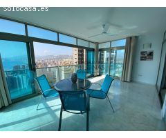 Apartamento en el Edificio Torre Lugano en planta alta con increibles vistas al mar y a la ciudad