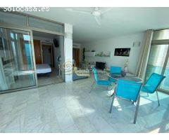 Apartamento en el Edificio Torre Lugano en planta alta con increibles vistas al mar y a la ciudad