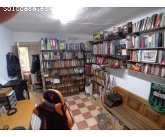 Casa con gran potencial en colonia de madrid, Benidorm