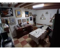 Casa con gran potencial en colonia de madrid, Benidorm