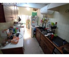 Casa con gran potencial en colonia de madrid, Benidorm